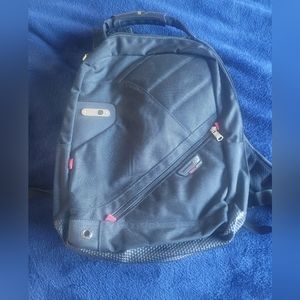 Compact computer backpack